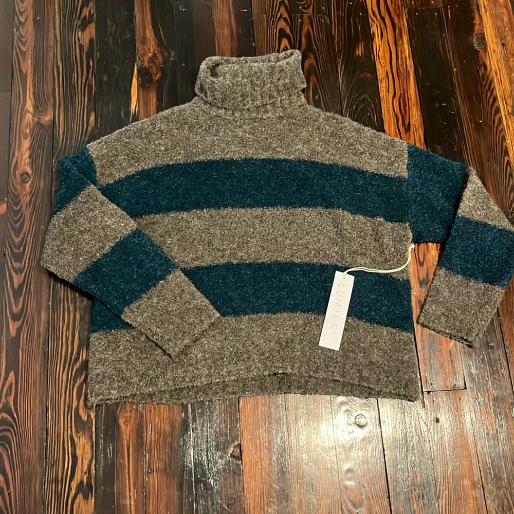 Lumiere Sweater
